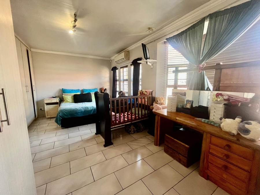 2 Bedroom Property for Sale in Waterval East North West